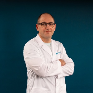 Dr(a) Fernando Soto Undurraga